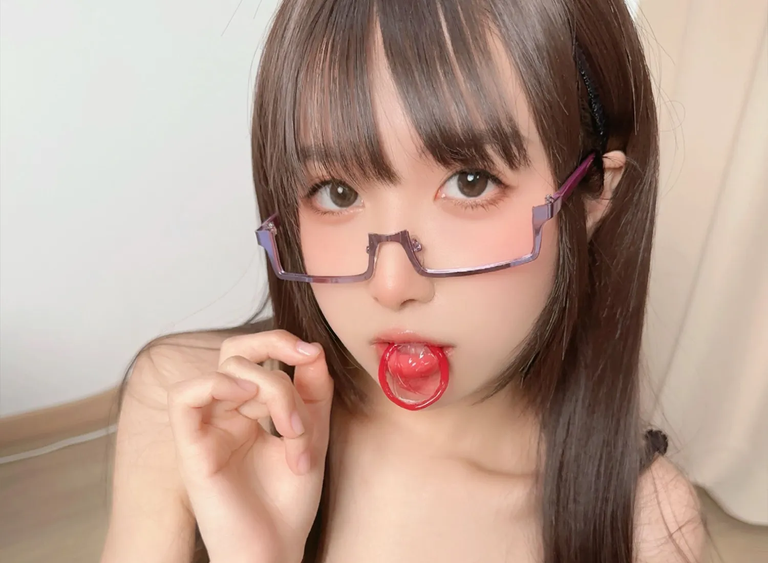 图片[1]-布丁大法 – NO.185 口香糖 🍬😗 [14P+1V-25MB]-IOE魔盒花园